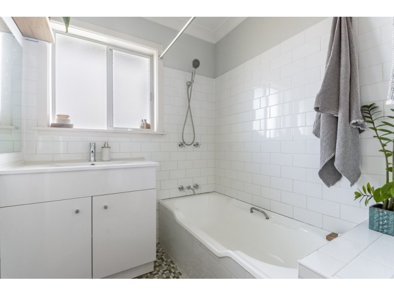 6 Carrs Drive, Yamba NSW 2464