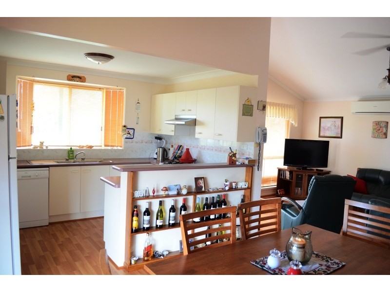 130 Palm Lake, Yamba NSW 2464