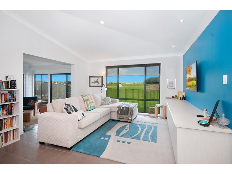 5 Buccaneers Court, Yamba NSW 2464