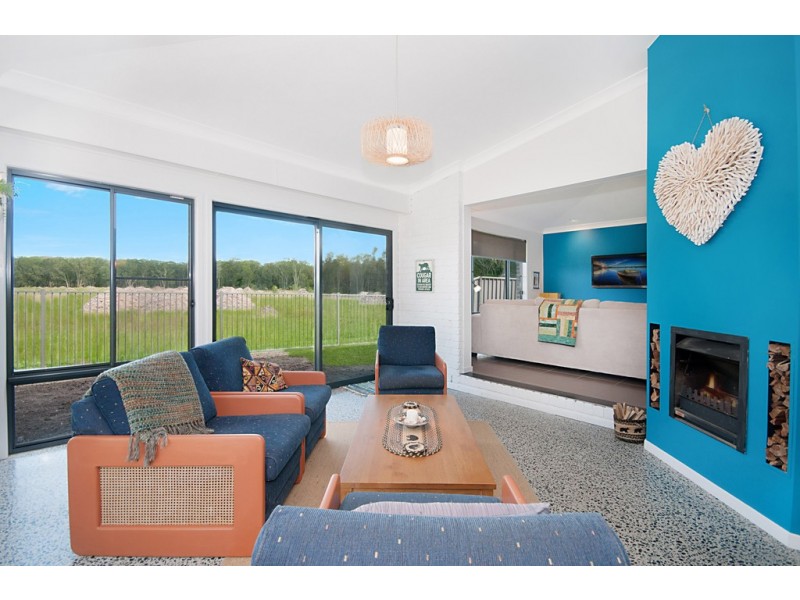 5 Buccaneers Court, Yamba NSW 2464