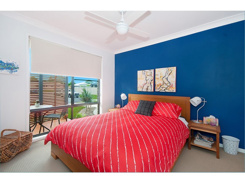 5 Buccaneers Court, Yamba NSW 2464