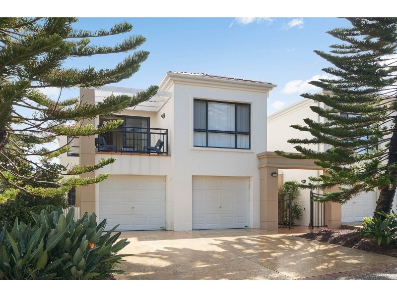 54/20-21 Pacific Parade, Yamba NSW 2464