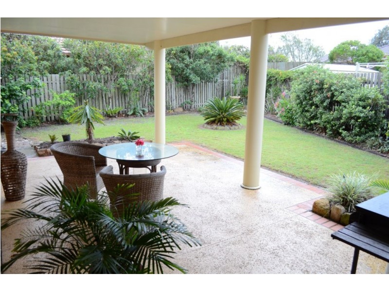 32 Oceania Court, Yamba NSW 2464