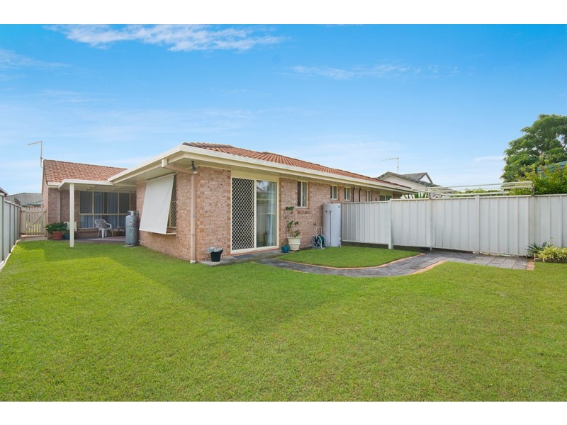 1/12 Kookaburra Court, Yamba NSW 2464