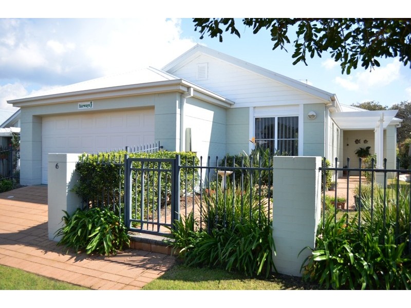 6 The Drive, Yamba NSW 2464