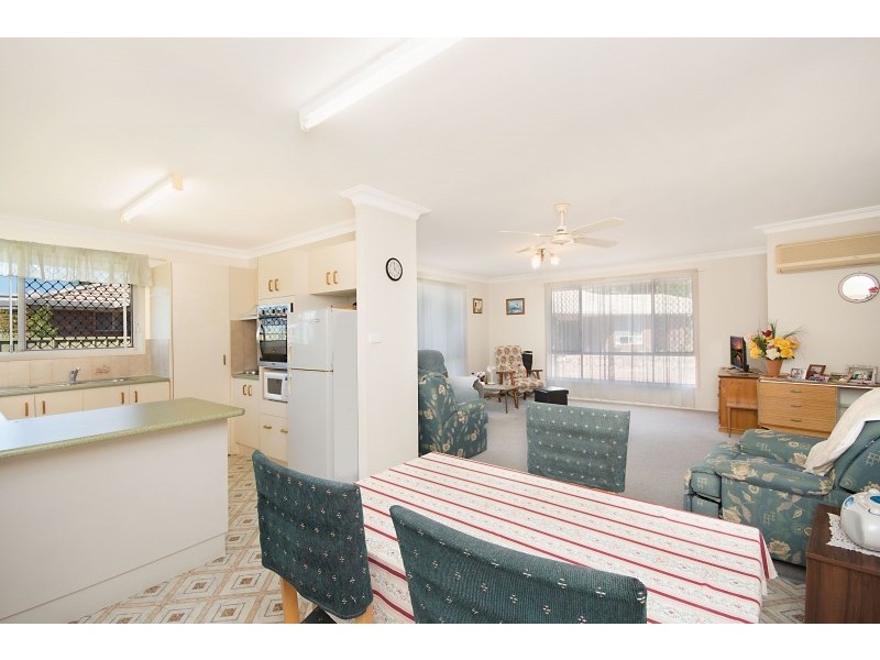 2/23 Casuarina Close, Yamba NSW 2464