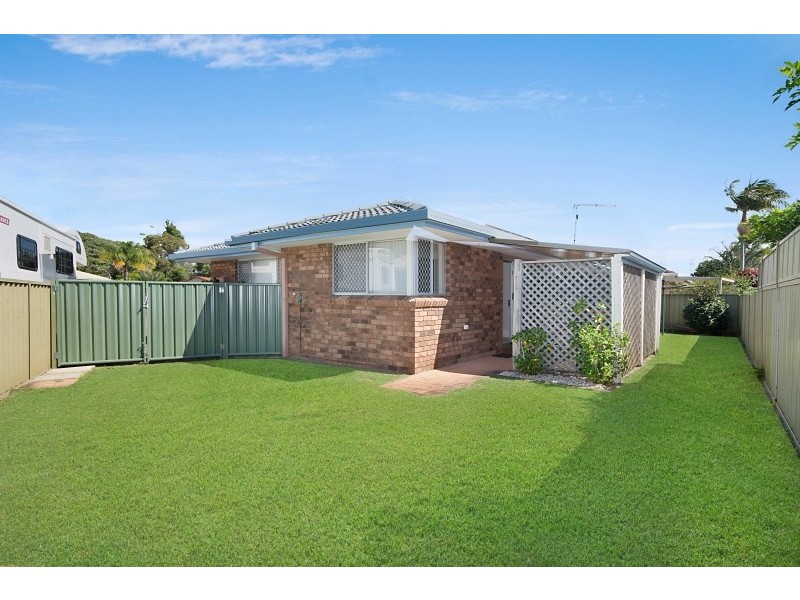 2/23 Casuarina Close, Yamba NSW 2464