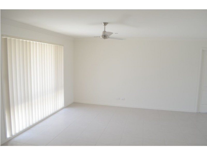 1/24 Kookaburra Court, Yamba NSW 2464