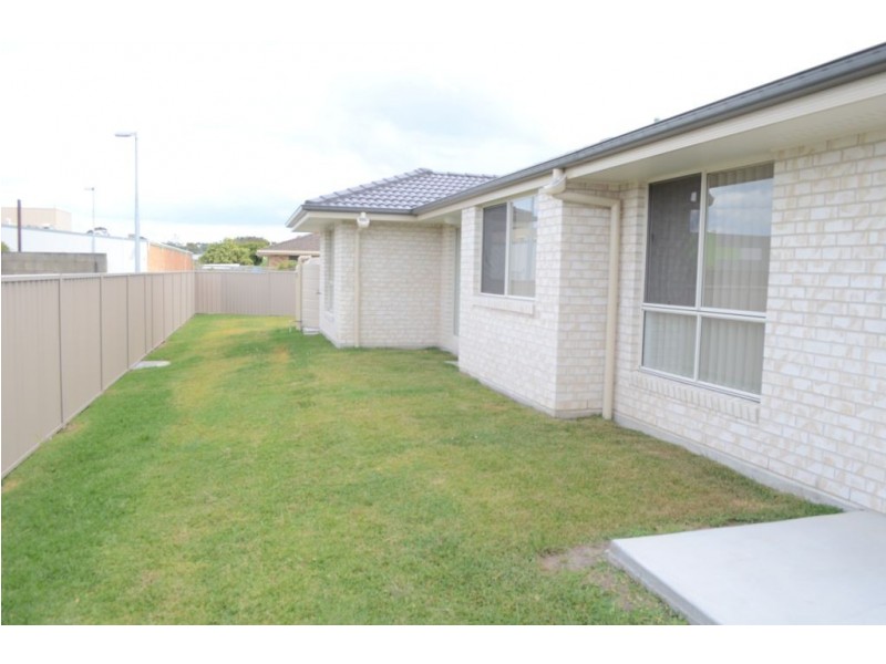 1/24 Kookaburra Court, Yamba NSW 2464