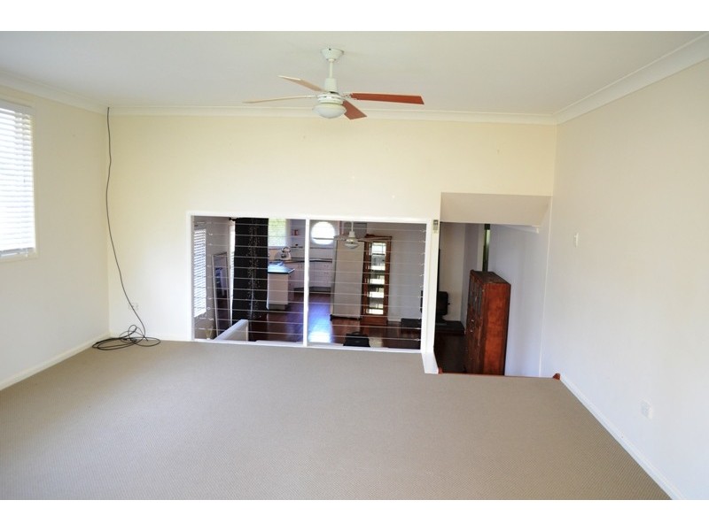 9 Dalley Street, Palmers Island NSW 2463