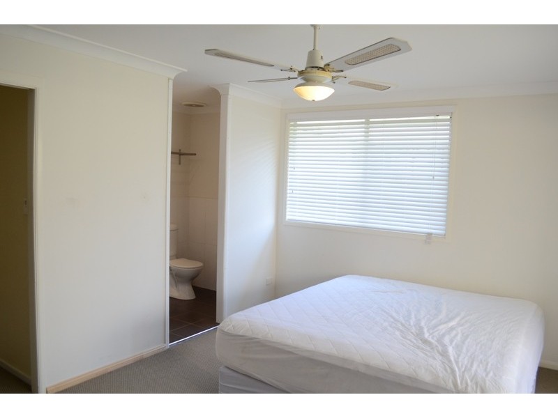 9 Dalley Street, Palmers Island NSW 2463