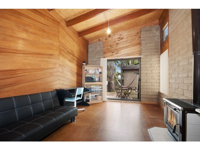 31 Young Street, Wooloweyah NSW 2464