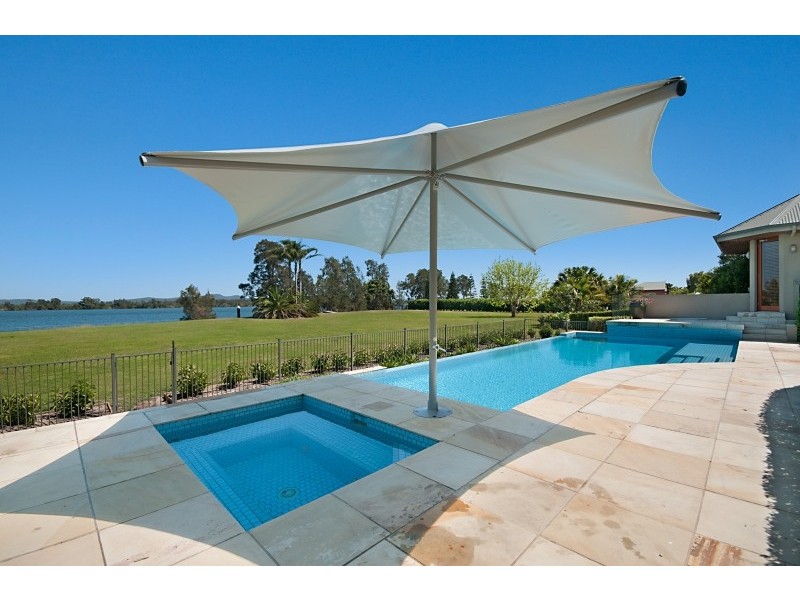 68 McConnells Lane, Palmers Island NSW 2463