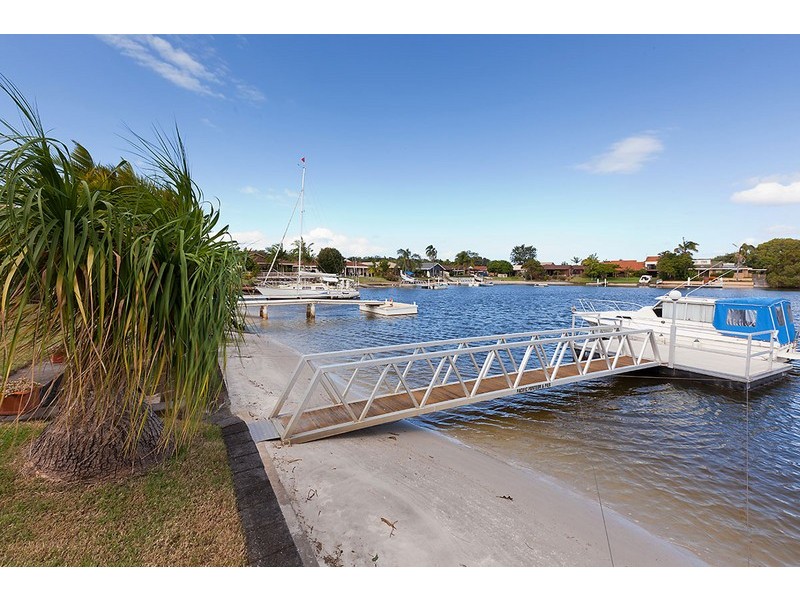 21 Binnacle Court, Yamba NSW 2464