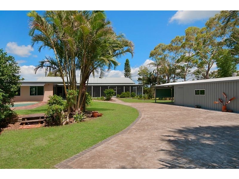 285 School Road, Palmers Island NSW 2463