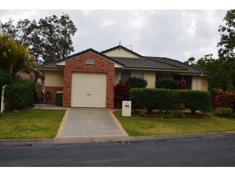 1/1 Park Ave, Yamba NSW 2464