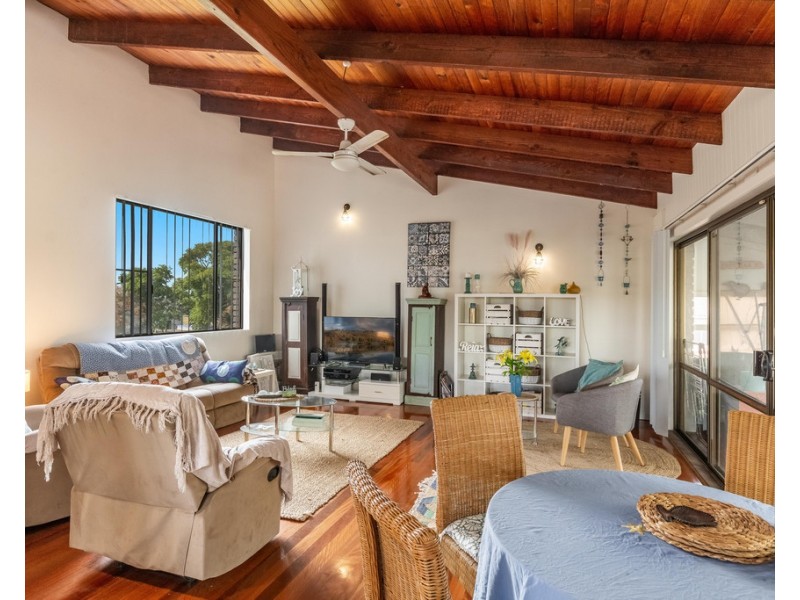 2 Dalley Street, Palmers Island NSW 2463