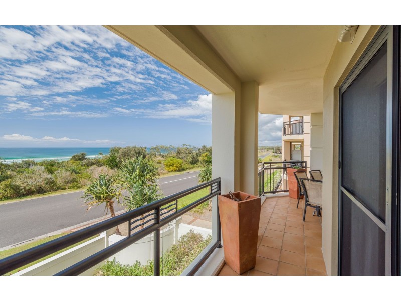 32/20-21 Pacific Parade, Yamba NSW 2464