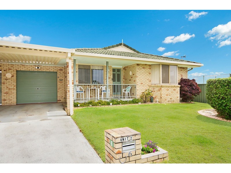 2/6 Park Ave, Yamba NSW 2464