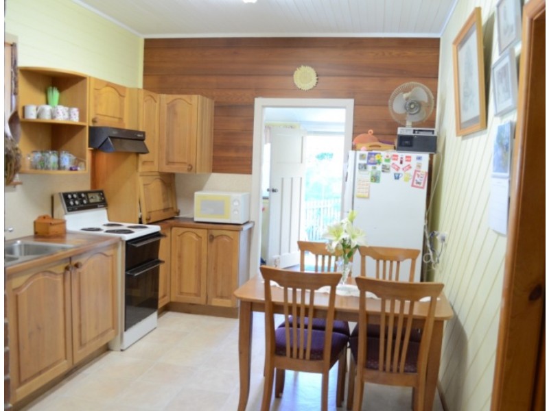 7 Beach Street, Yamba NSW 2464