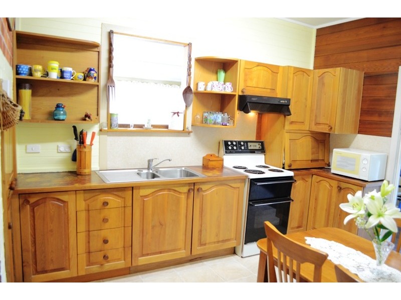 7 Beach Street, Yamba NSW 2464