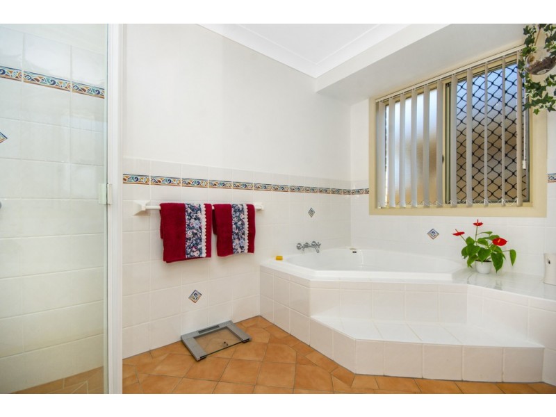 10 The Halyard, Yamba NSW 2464