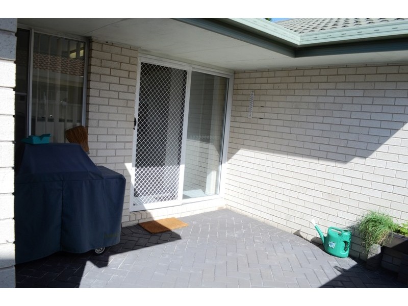 2/14 Kookaburra Court, Yamba NSW 2464