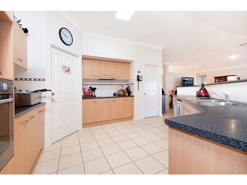 4 Newport Island Circuit, Yamba NSW 2464