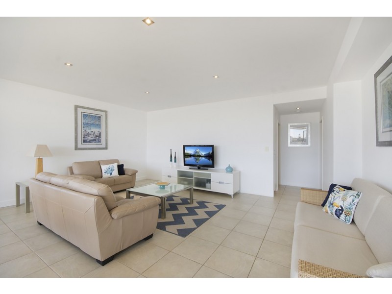 2/6 Henson Lane, Yamba NSW 2464