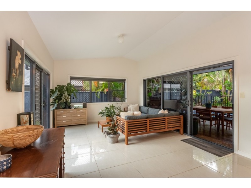 3 William Avenue, Yamba NSW 2464