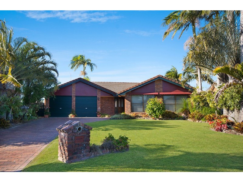 25 Westringia Place, Yamba NSW 2464