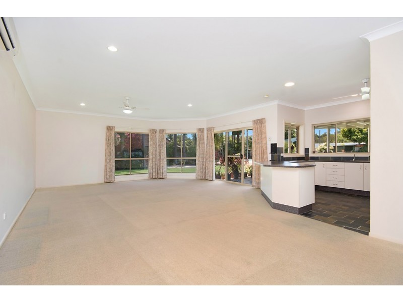 22 Admiralty Court, Yamba NSW 2464