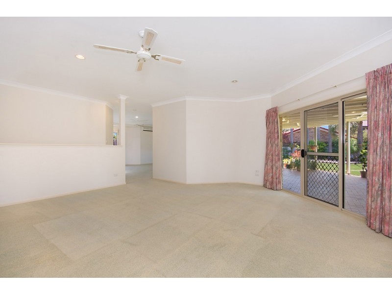 22 Admiralty Court, Yamba NSW 2464