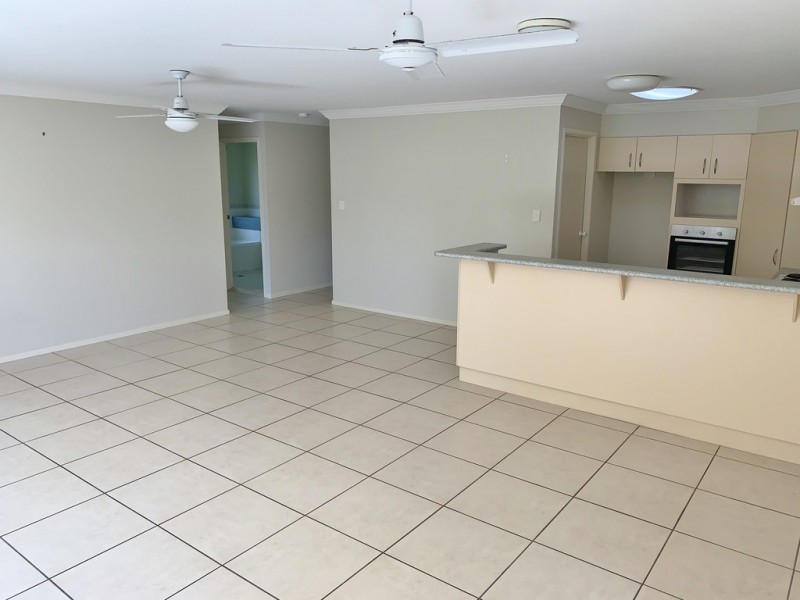 2 Bluewater Court, Yamba NSW 2464