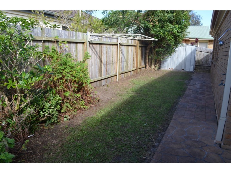 2 Bluewater Court, Yamba NSW 2464