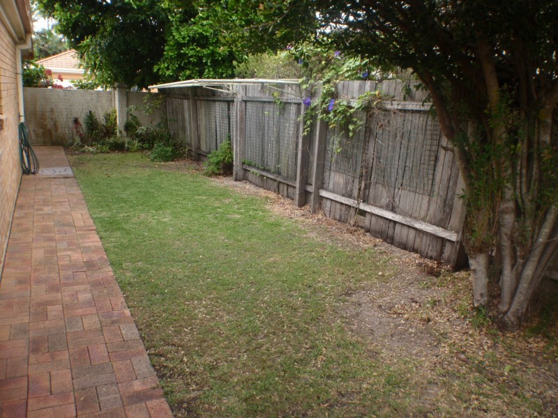 2 Bluewater Court, Yamba NSW 2464