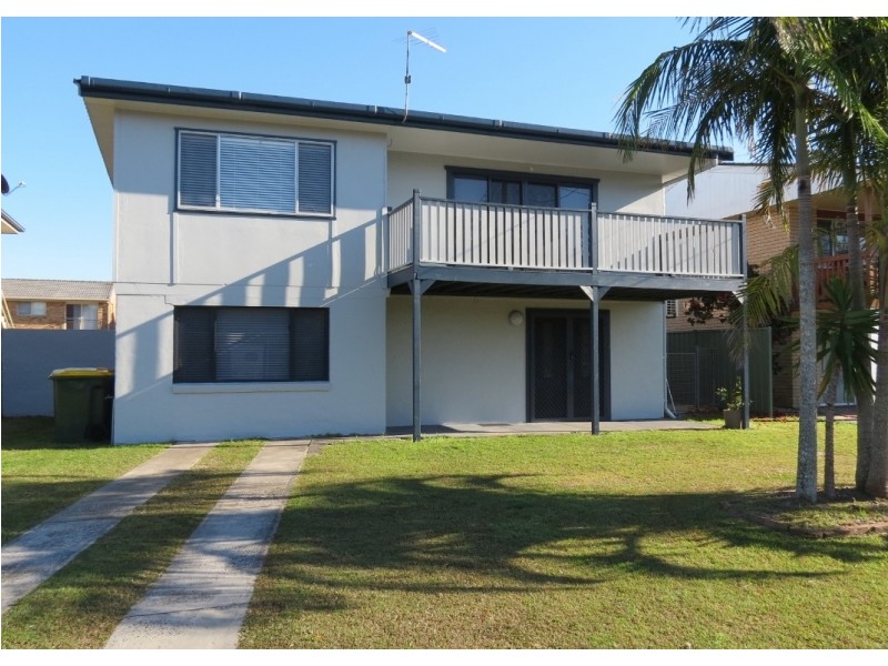 15 Endeavour Street, Yamba NSW 2464