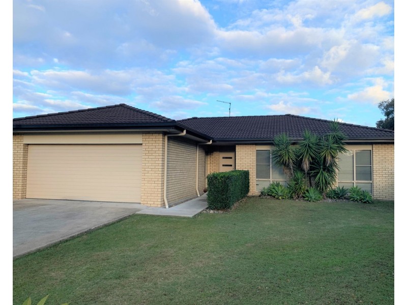 7 Tom Thumb Place, Yamba NSW 2464