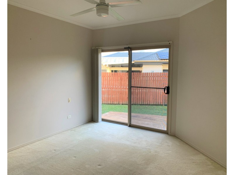 7 Tom Thumb Place, Yamba NSW 2464