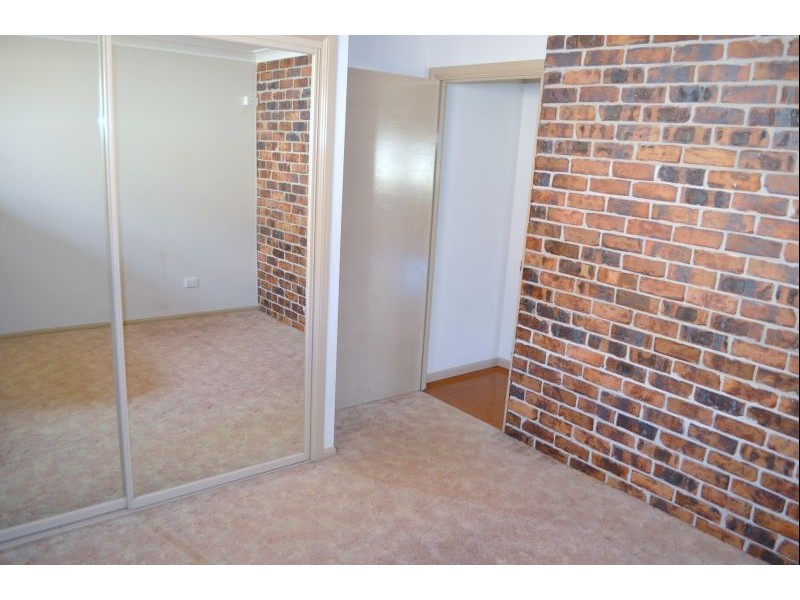 8 Kookaburra Ct, Yamba NSW 2464