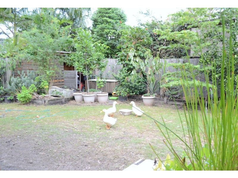 128 Lakes Blvd, Wooloweyah NSW 2464