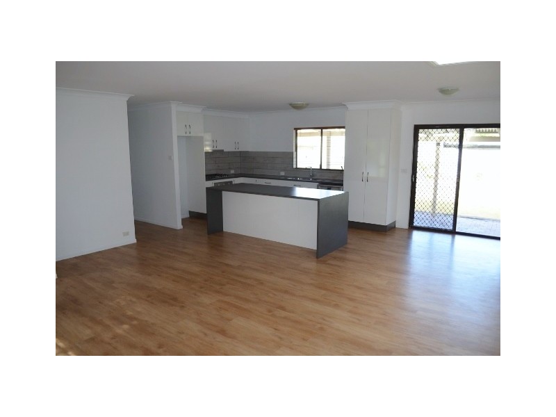 25 Shores Dr, Yamba NSW 2464