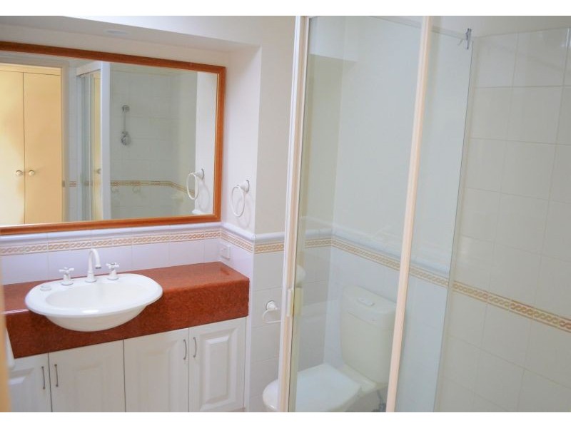 1/42 Beachside Way, Yamba NSW 2464