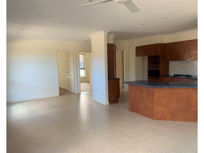 2 Westringia Place, Yamba NSW 2464