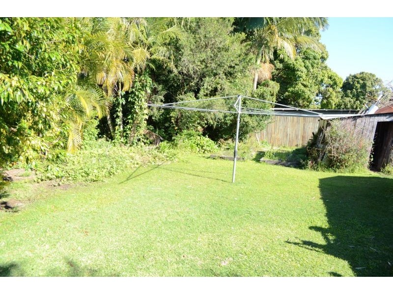 10 Gordon Street, Palmers Island NSW 2463