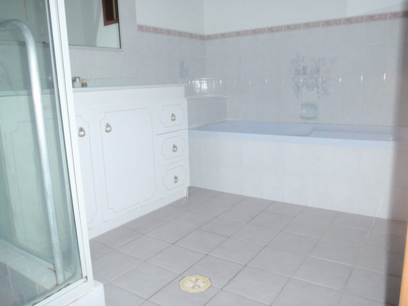 24 Coonawarra Court, Yamba NSW 2464