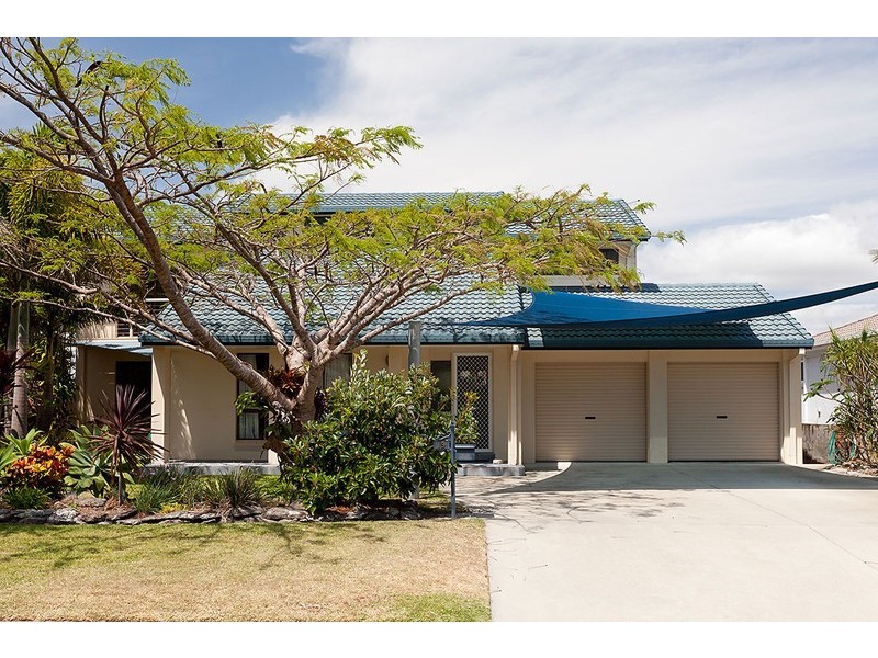 19 Binnacle Court, Yamba NSW 2464
