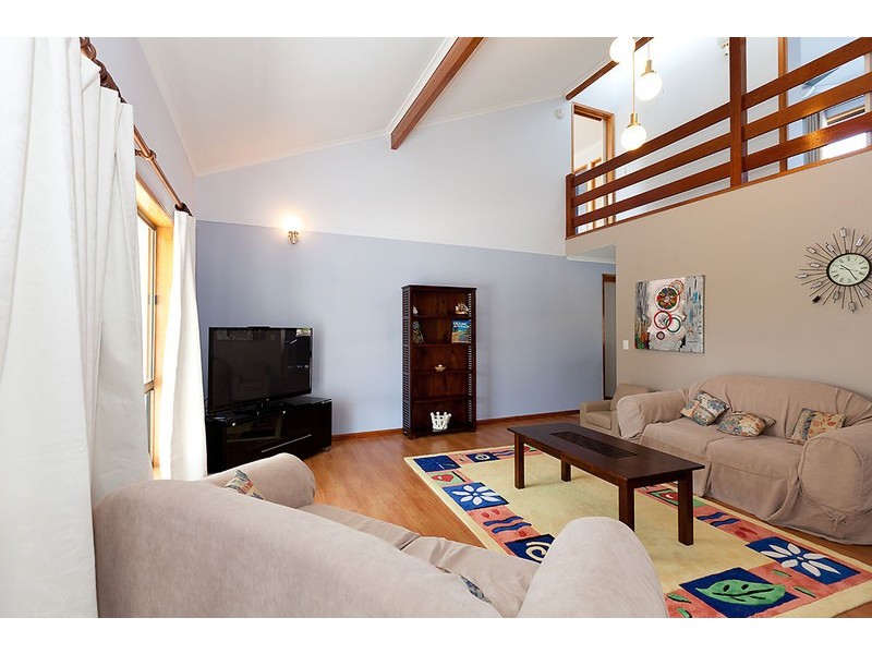 19 Binnacle Court, Yamba NSW 2464
