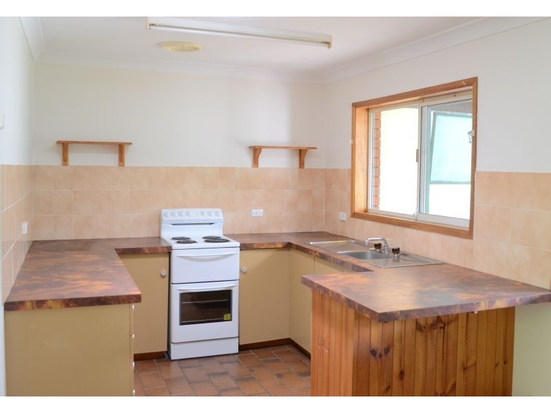 35 Shores Drive, Yamba NSW 2464