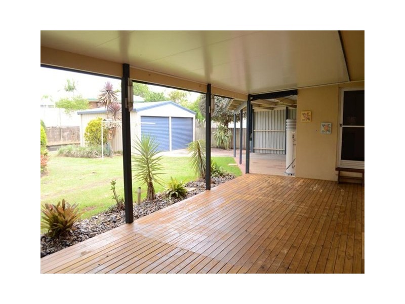 27 Shores Drive, Yamba NSW 2464